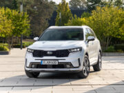 Nuova Kia Sorento punta sull’ibrido