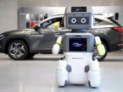 DAL-e ROBOT PER IL SERVIZIO CLIENTI IN SHOWROOM HYUNDAI
