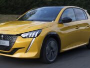 Bene Stellantis nelle vendite a febbraio con Peugeot sui gradini più alti. Panda quinta