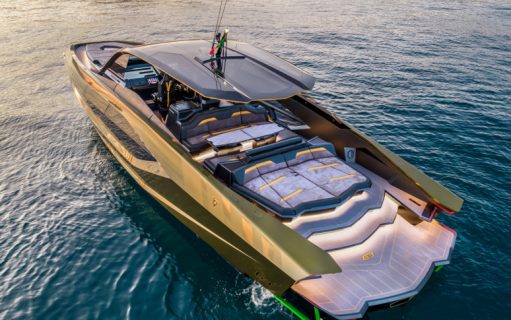 Nato a Marina di Carrara il primo yacht Lamborghini